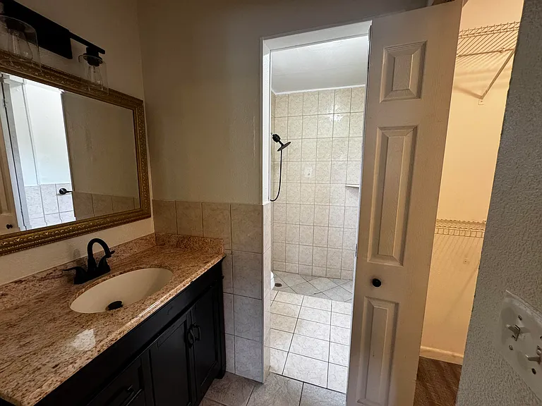 3831 SW 69th Ave — Photo 15
