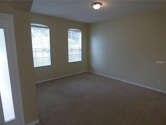 3rd image of 3954 Stornoway Dr