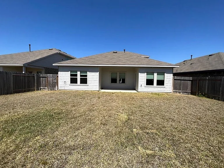 2330 Georgina Falls Dr — Photo 12