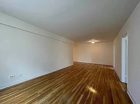 Rented by Queens Apartments Realty LLC | media 1