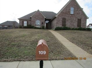 109 Marion Dr, Clinton, MS 39056