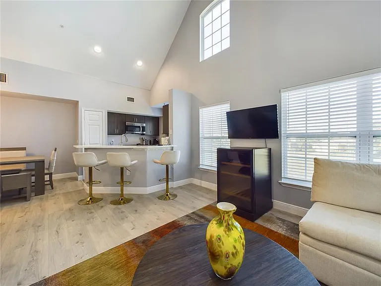 5521 Rosehill Rd #203 — Photo 14