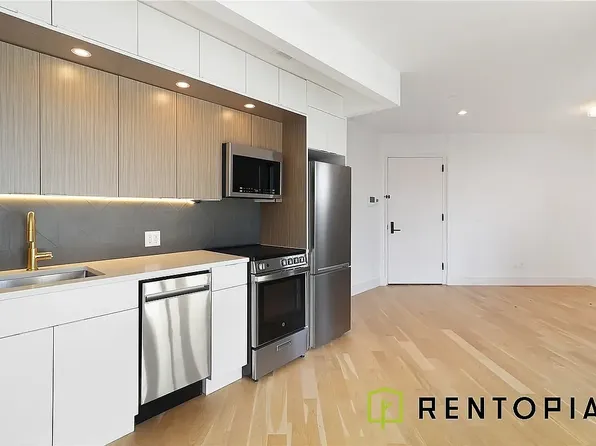 5 Withers St, Brooklyn, NY