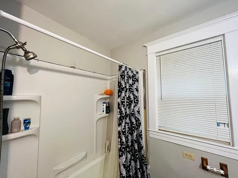 8703 Burdette Rd — Photo 12