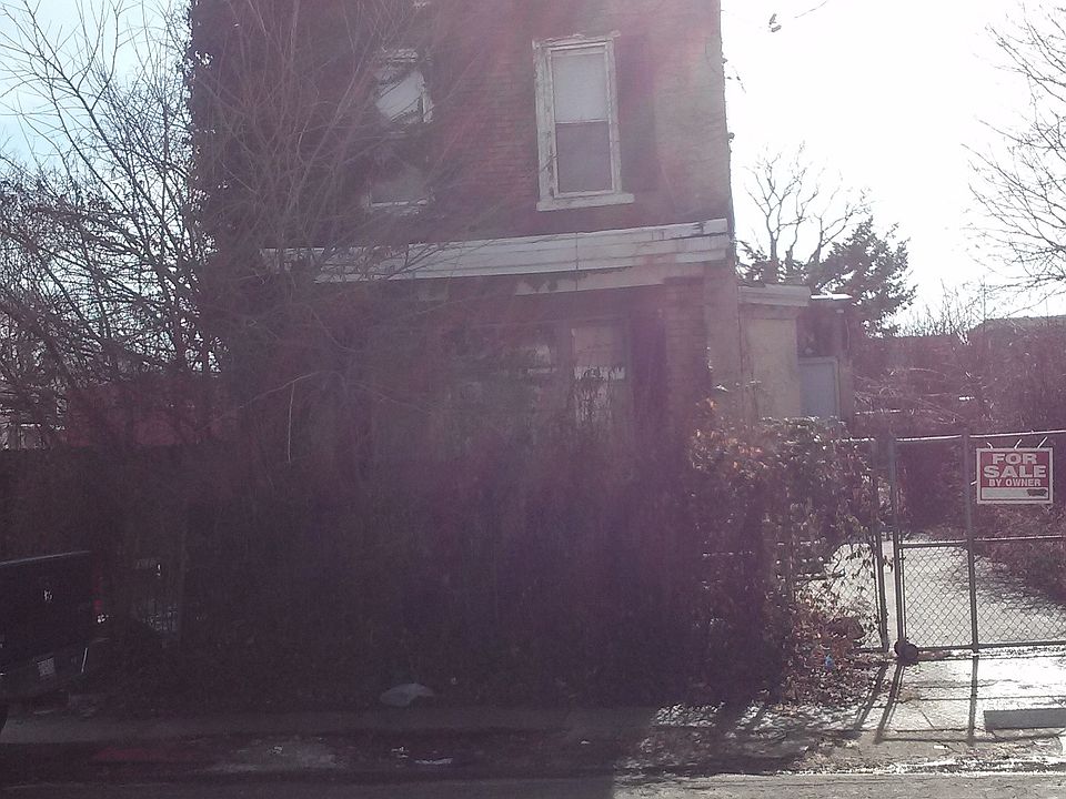 1st image of 246 W Coulter St