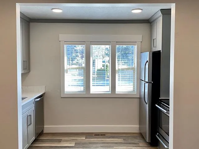 1 bed, 700 sqft, $1,245 — Photo 4