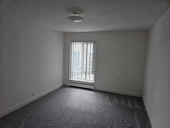5th image of 1290 25th Ave APT 302