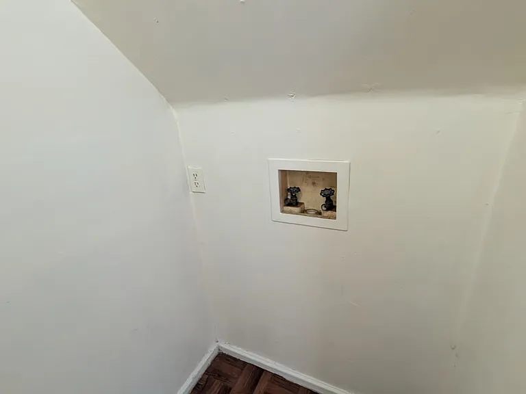 1035 West Ave #1 — Photo 7