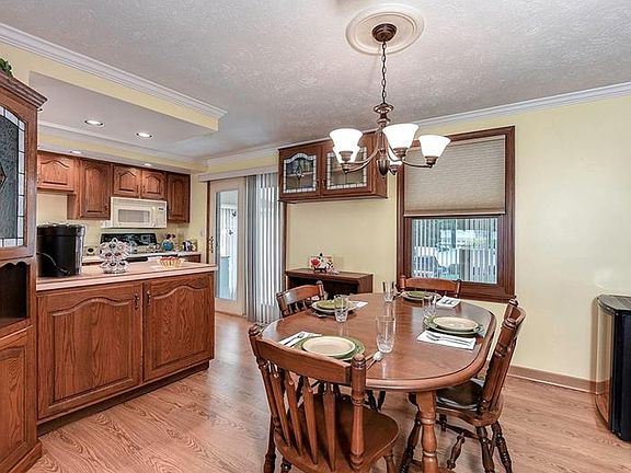 4th image of 1792 Renee Dr