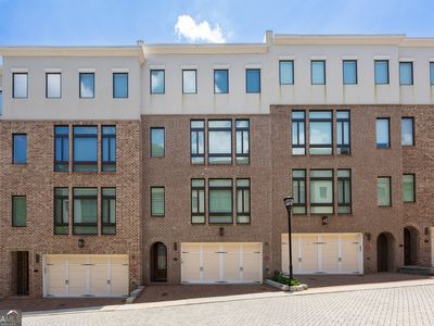 717 Lenox Ln, Atlanta, GA, 30324