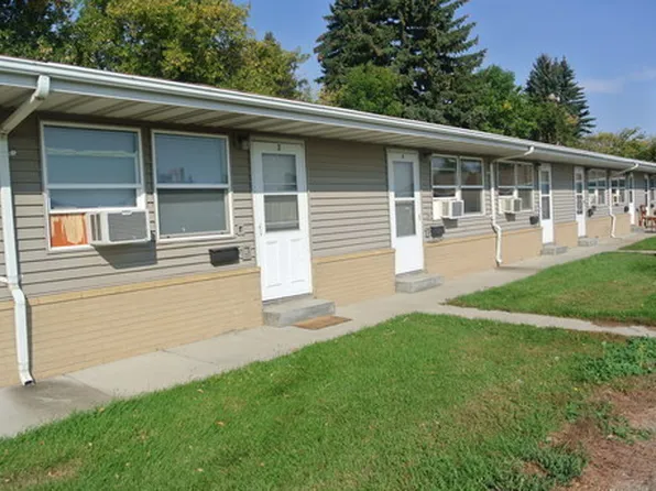 300 16th Ave SW, 300 16th Ave SW #6, Minot, ND 58701