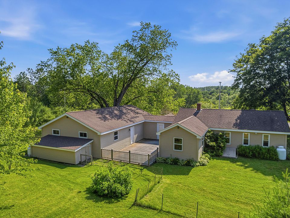 1st image of 761 Gardiner Road
