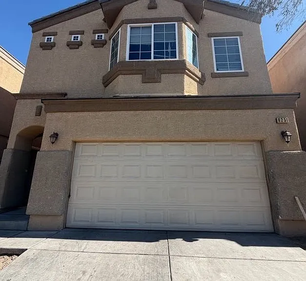6251 Port Astoria Ct — Photo 1