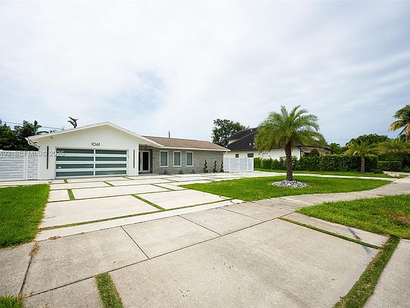 2nd image of 1061 SW 18th St
