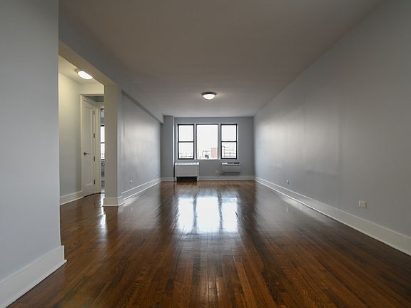 4th image of 2400 Webb Ave APT 7B
