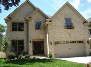 1210 Ross Ct, Downers Grove, IL 60515