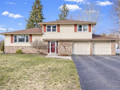 658 Regina Dr, Webster, NY, 14580