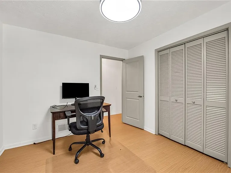 5712 Port Dr — Photo 31
