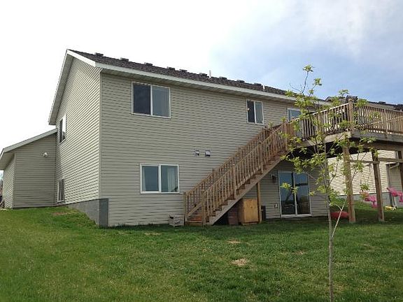 2nd image of 242 18th Ave SE