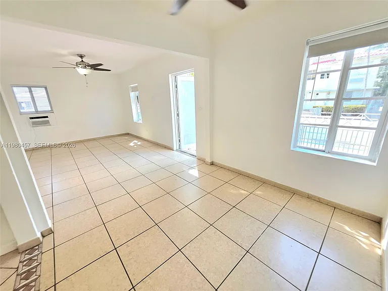 7501 Byron Ave #1A — Photo 8