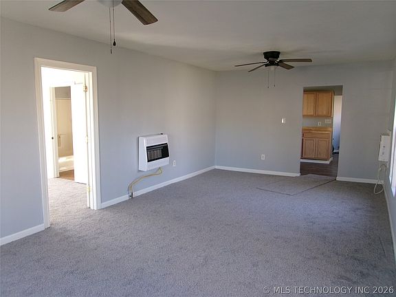 3rd image of 1809 Callahan St