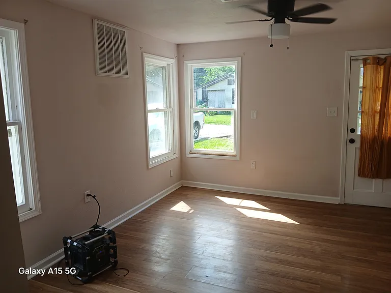 623 Edgar St — Photo 7