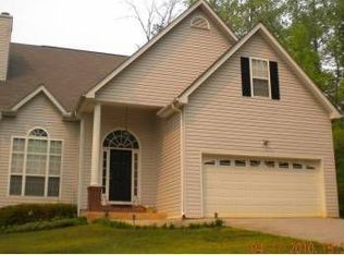 161 Oak Leaf Dr, Carrollton, GA 30116