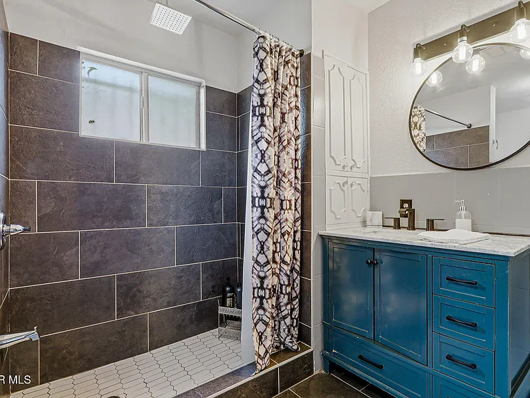 5912 Delta Dr — Photo 13