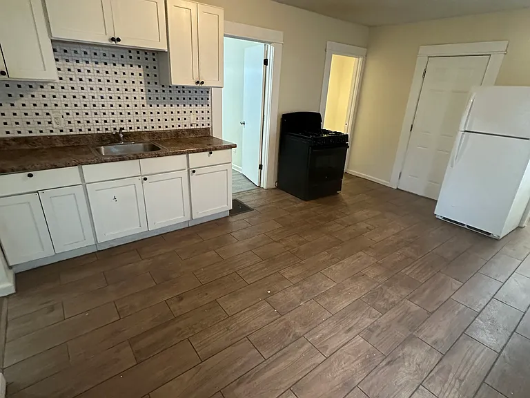113 Morris St #11 — Photo 15