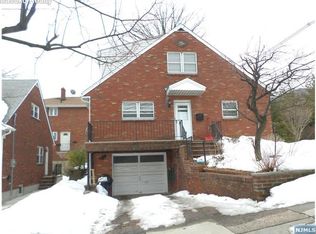 390 Wilson Ave, Fort Lee, NJ 07024