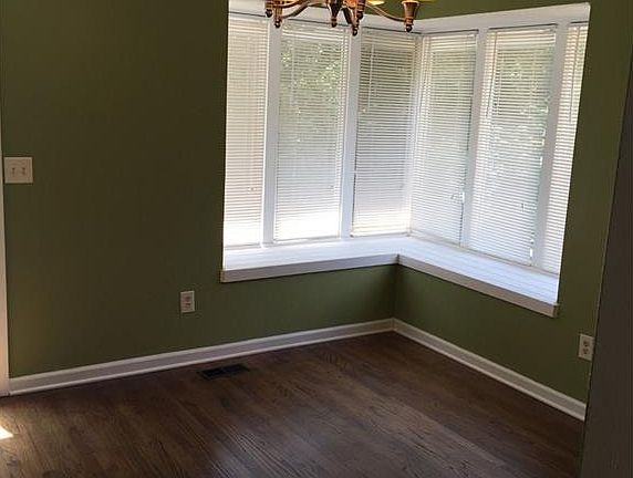 5th image of 1948 Blackwillow Dr