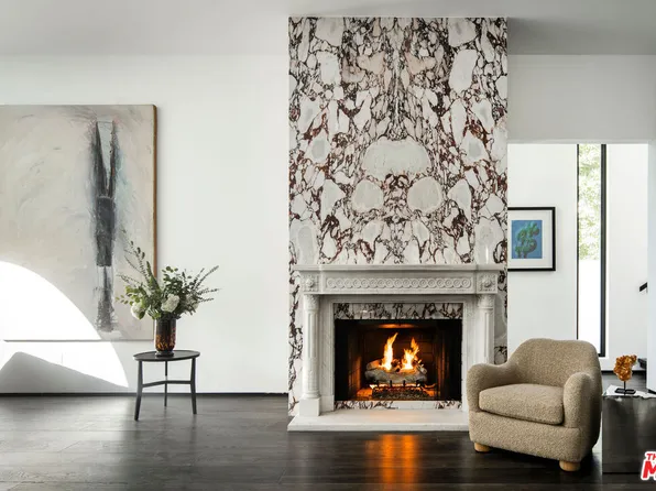 810 N Orlando Ave, Los Angeles, CA 90069