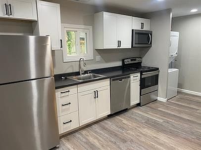 1st image of 303 Ellis St APT C