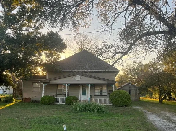 21034 Ness Rd, Parsons, KS 67357