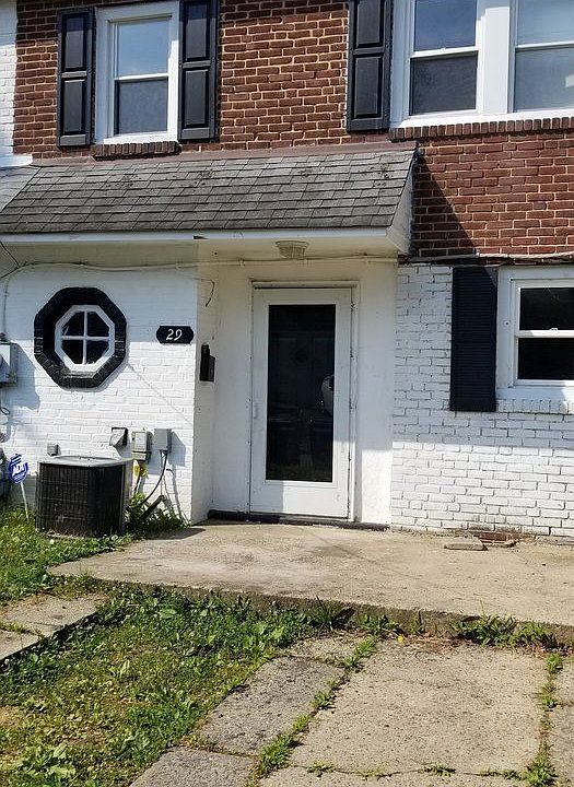 1st image of 29 S Rodney Dr