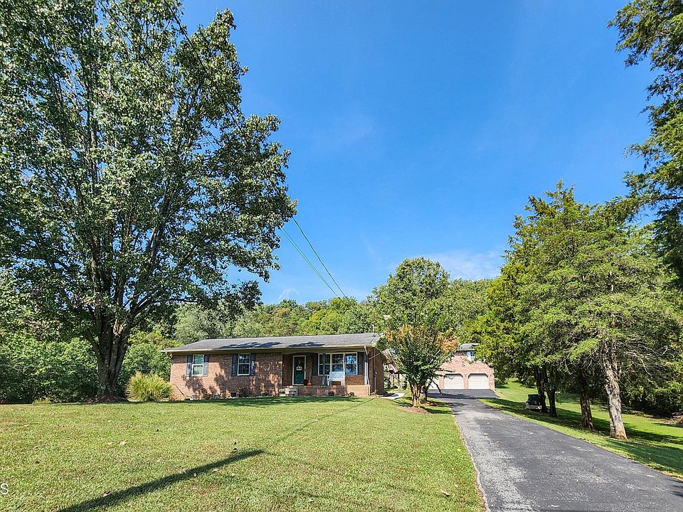 1st image of 319 Tater Valley Rd