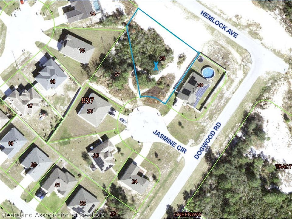 1st image of 118 Jasmine Cir