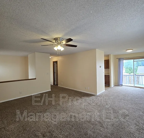 4460 S Elizabeth Ave — Photo 25