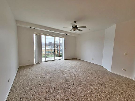 5th image of 104 E 11th Ave APT 303