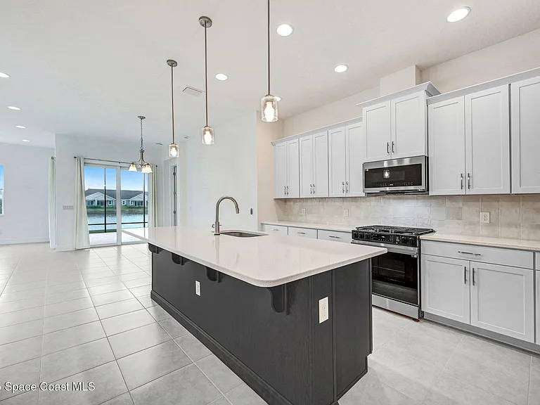 2988 Pangea Cir — Photo 17