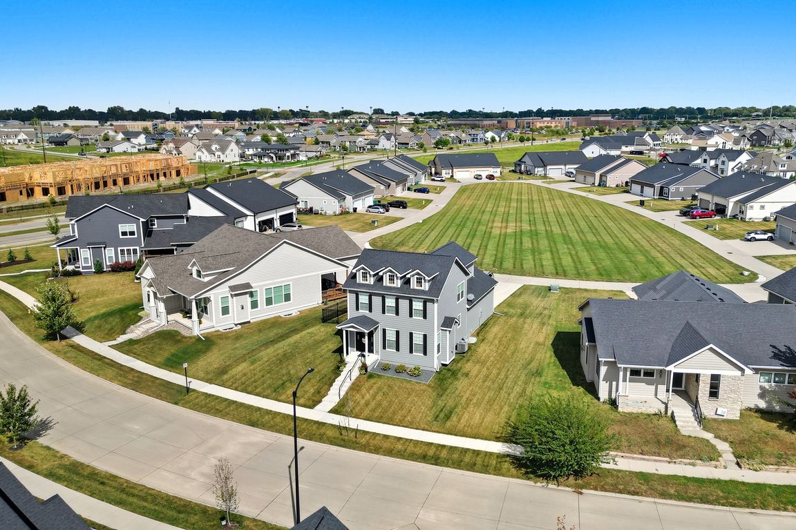 next background image