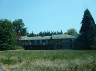 916 Birchrun Rd, Chester Springs, PA 19425