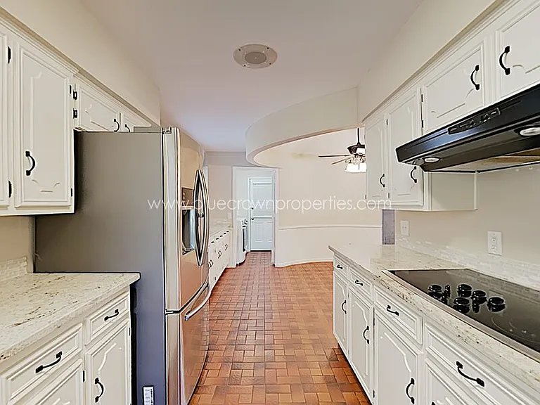1804 Mercedes Pl — Photo 9