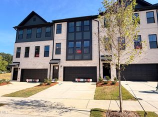 146 Midtown Rows Way, Fuquay Varina, NC 27526