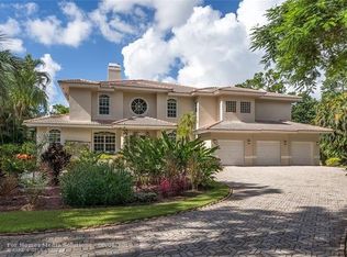 5255 Whisper Dr, Coral Springs, FL 33067
