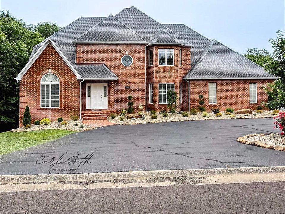 1st image of 641 Vonda View Blvd