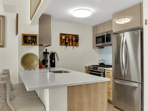 171 West 131st Street image 3 of 6