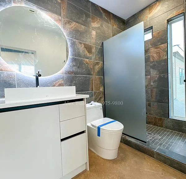 630 Montana St #301 — Photo 13