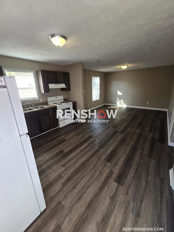 3 bed, 2.0 bath, 1092 sqft, $1,155 — Photo 2