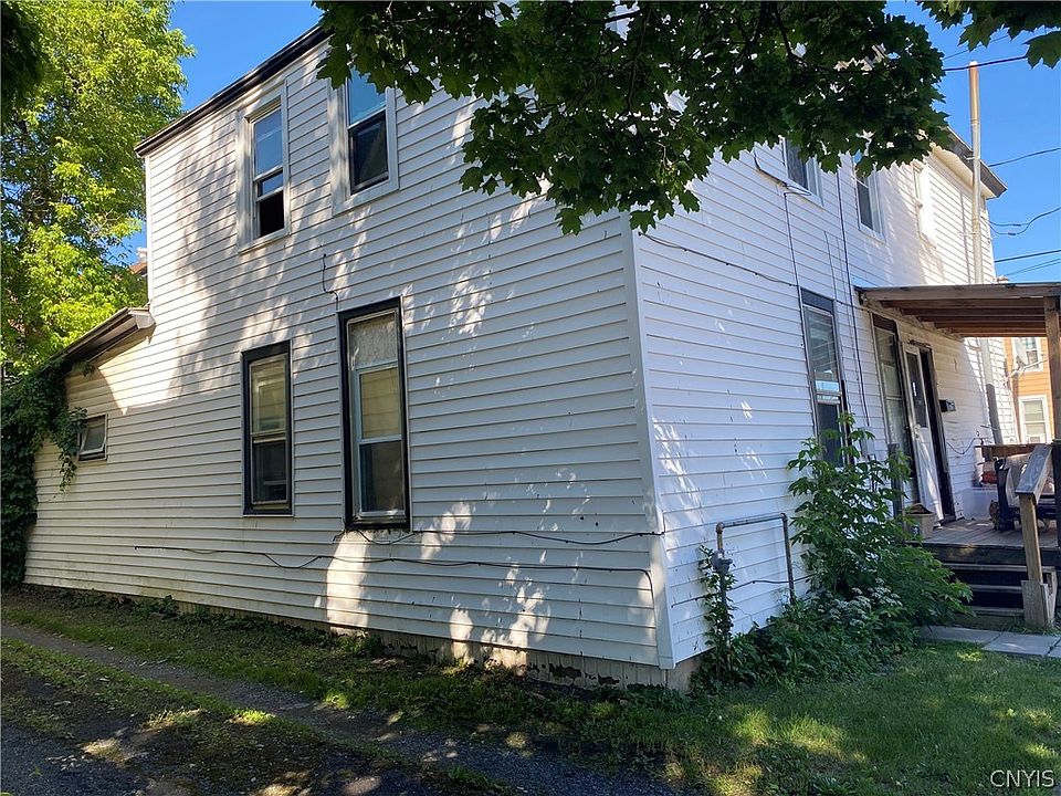 1116 Schuyler St, Utica, NY 13502 | MLS #S1394896 | Zillow